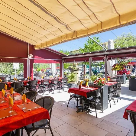 Hotel Hotel-restaurant Le Blueberry Malaucene